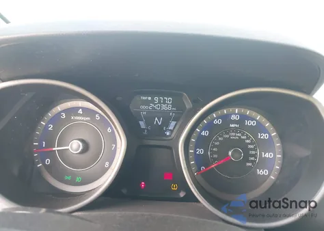 2013 Hyundai Elantra Gs z USA, uszkodzony, nr VIN KMHDH6AE1DU000526